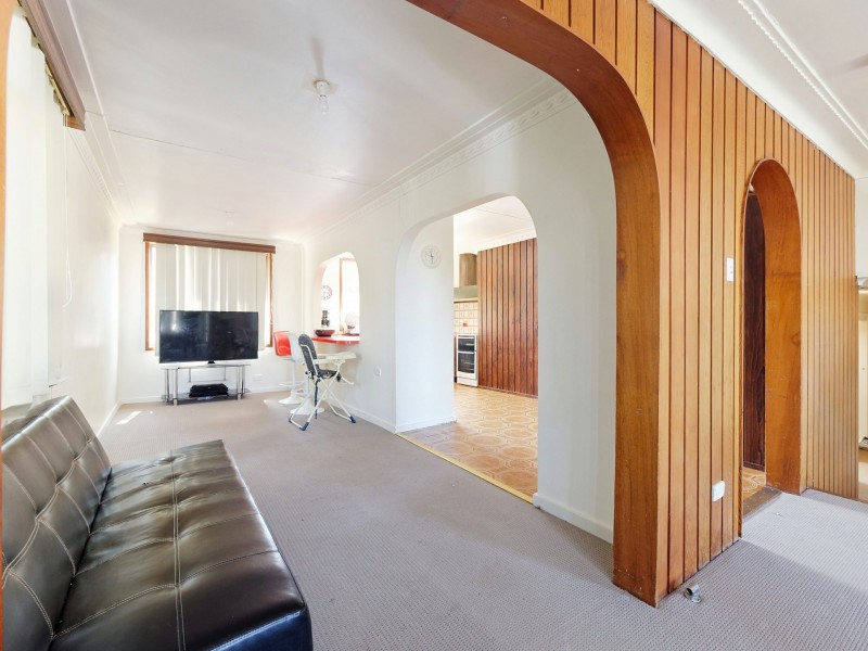 14 Oxley Drive, Bowral NSW 2576