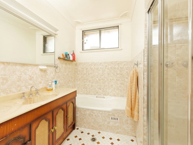14 Oxley Drive, Bowral NSW 2576