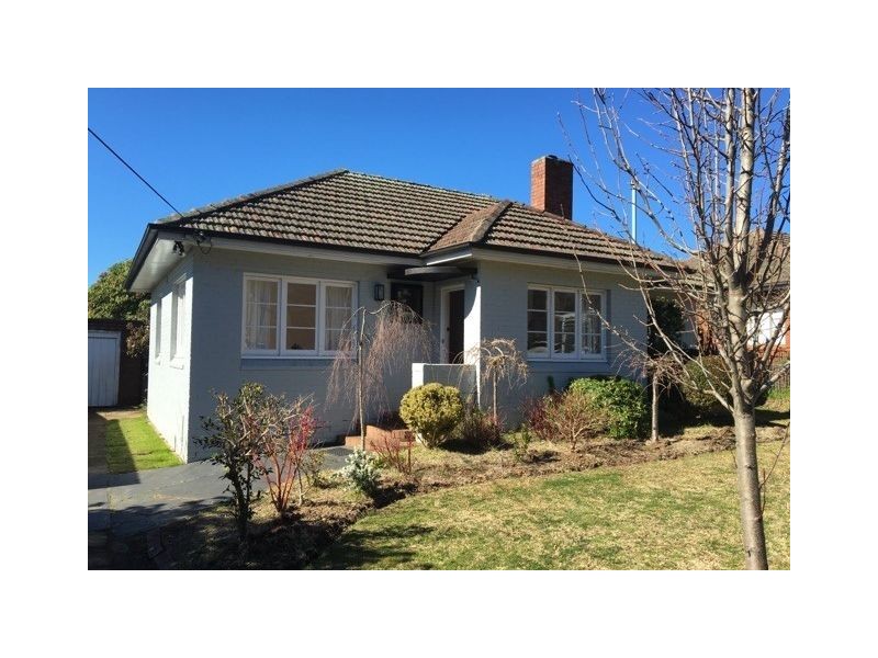 5 Aitken Road, Bowral NSW 2576