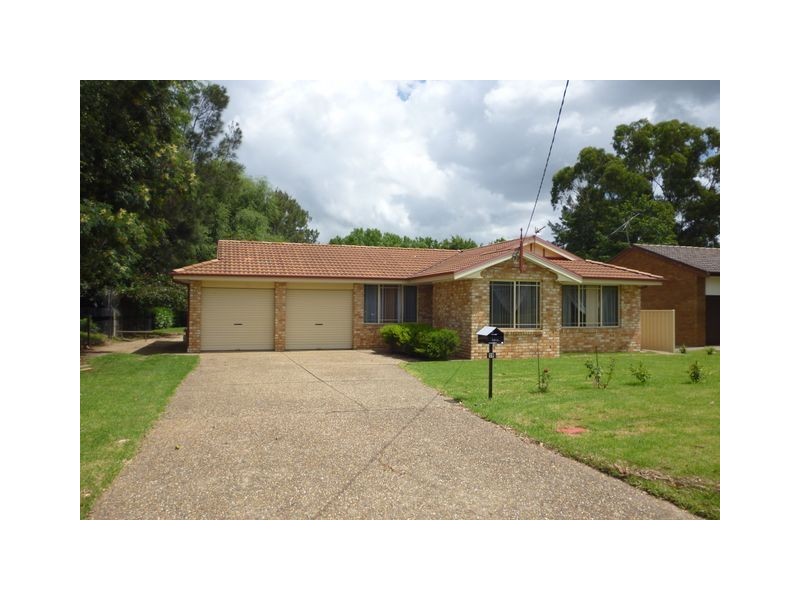 19 Sheaffe Street, Bowral NSW 2576