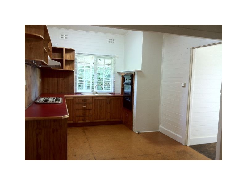 2 Una Street, Bowral NSW 2576