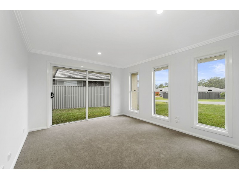 36 Rosemary Avenue, Wauchope NSW 2446