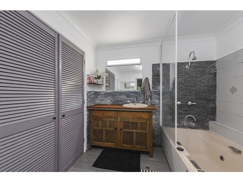 28 Woodland Grove, Yippin Creek NSW 2446
