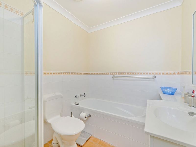 2/8 Merryman Way, Port Macquarie NSW 2444
