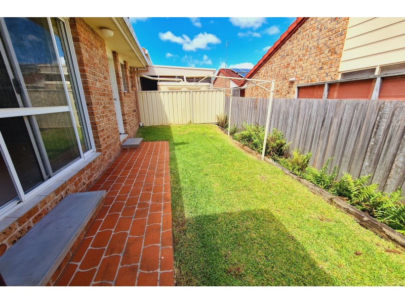 2/8 Merryman Way, Port Macquarie NSW 2444