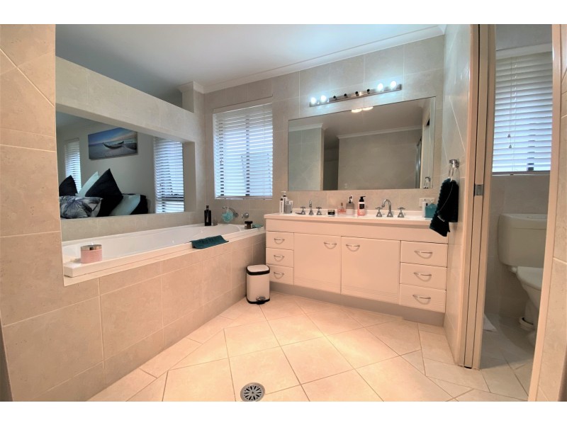 38 Amethyst Way, Port Macquarie NSW 2444