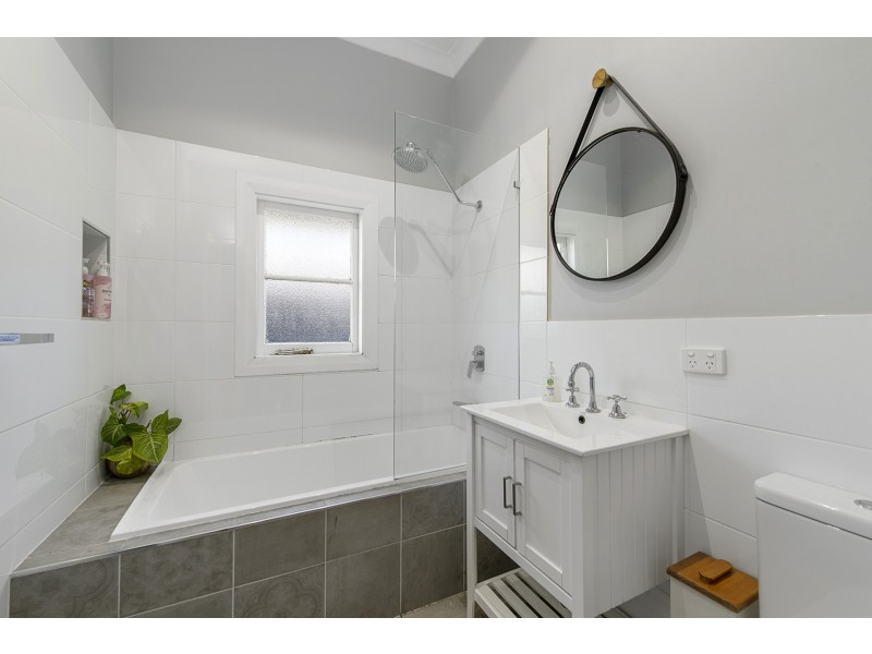 2 Graham Street, Wauchope NSW 2446