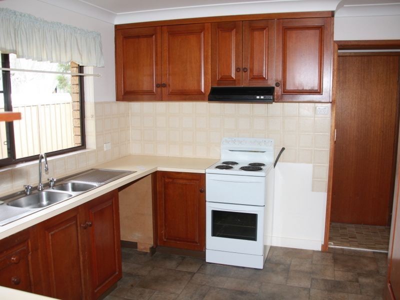 8 Tasman Road, Port Macquarie NSW 2444