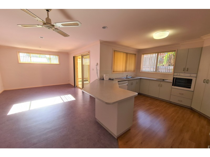 1/2 Wayfield Way, Port Macquarie NSW 2444