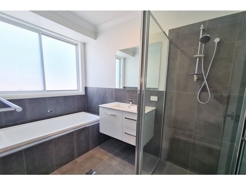 14 Meares Circuit, Thrumster NSW 2444