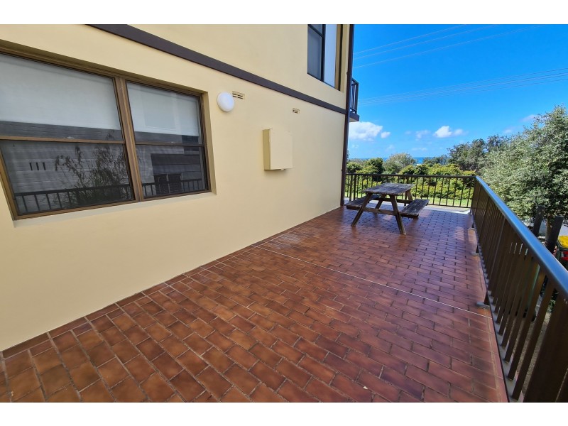 1/77 Matthew Flinders Drive, Port Macquarie NSW 2444