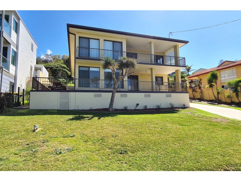 1/77 Matthew Flinders Drive, Port Macquarie NSW 2444