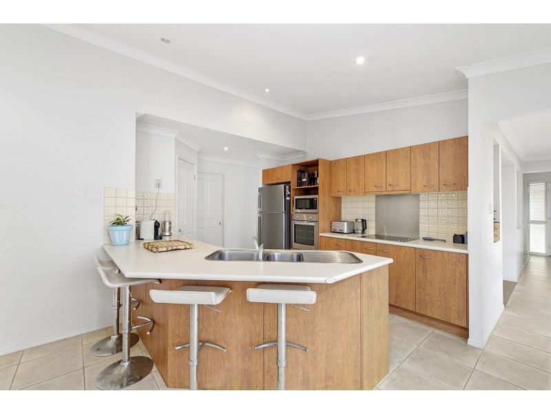 10 Tweed Place, Lake Cathie NSW 2445