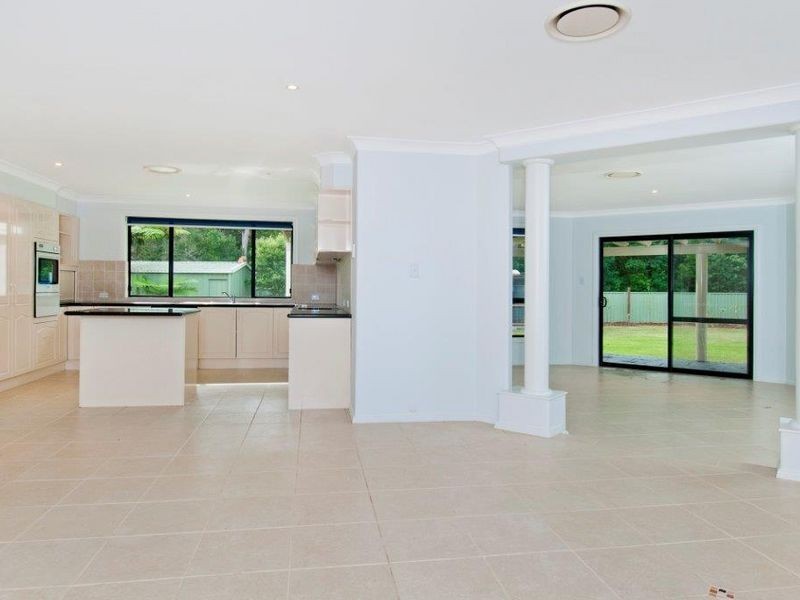 49 Lakeside Way, Lake Cathie NSW 2445