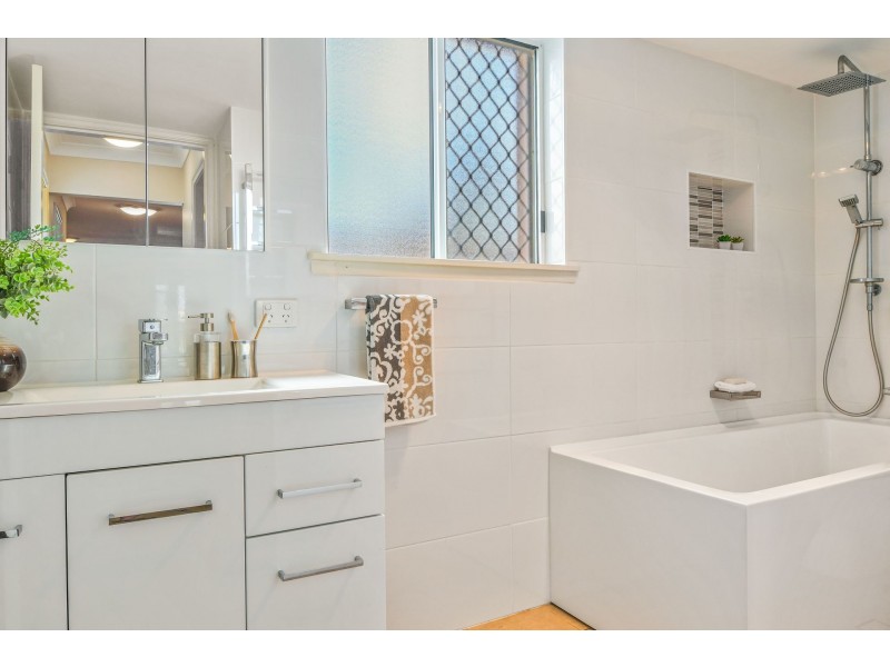 2/158 Riverpark Road, Port Macquarie NSW 2444