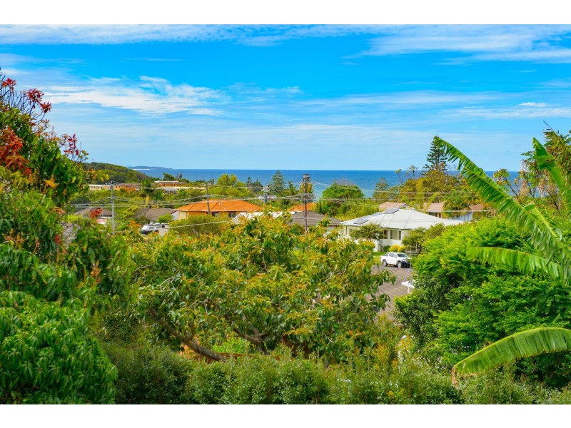 18 Kennedy Drive, Port Macquarie NSW 2444
