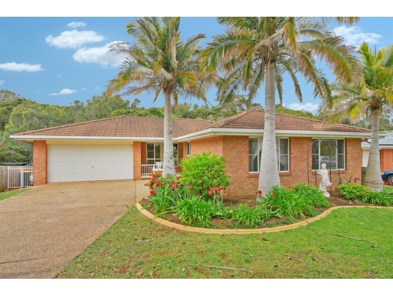 27 Crestwood Drive, Port Macquarie NSW 2444
