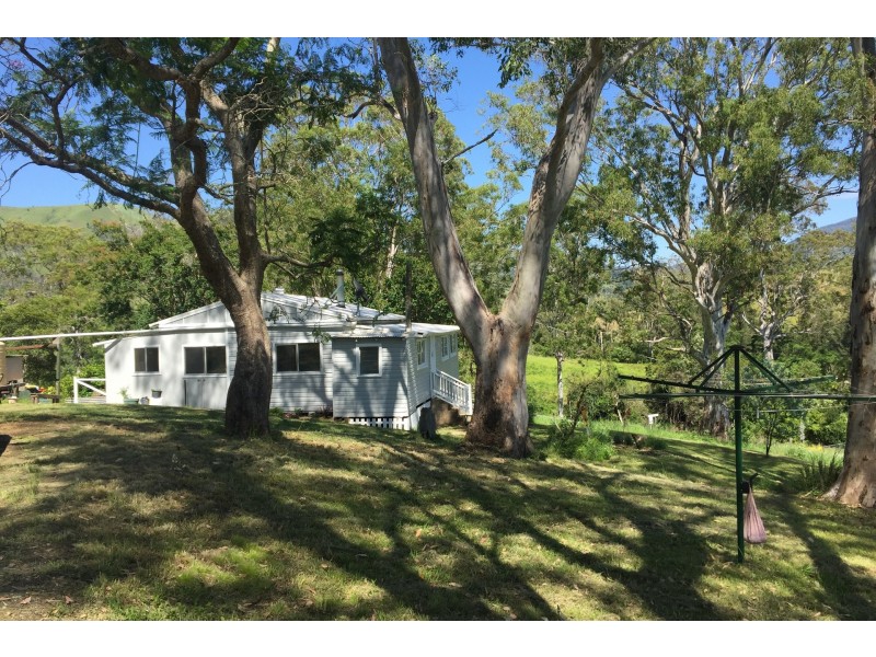 7401 Oxley Highway (via Wauchope), Yarras NSW 2446