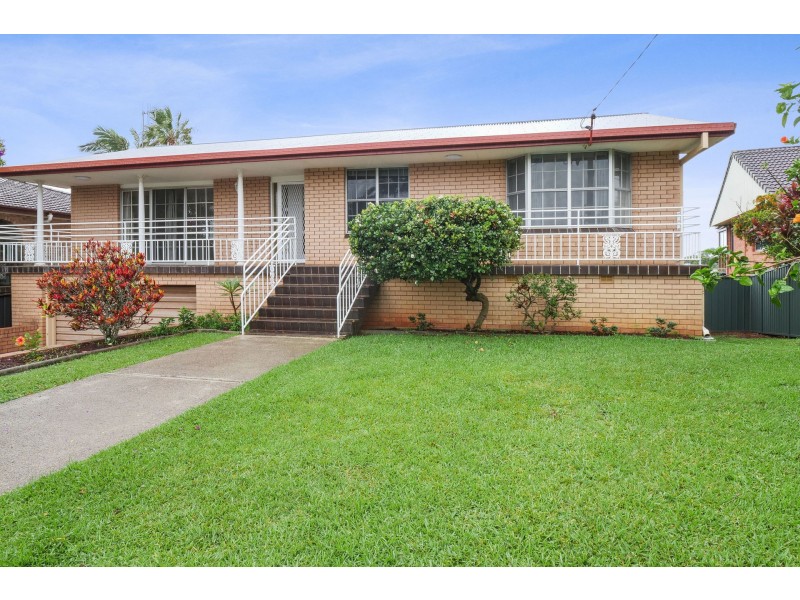 18 Kennedy Drive, Port Macquarie NSW 2444