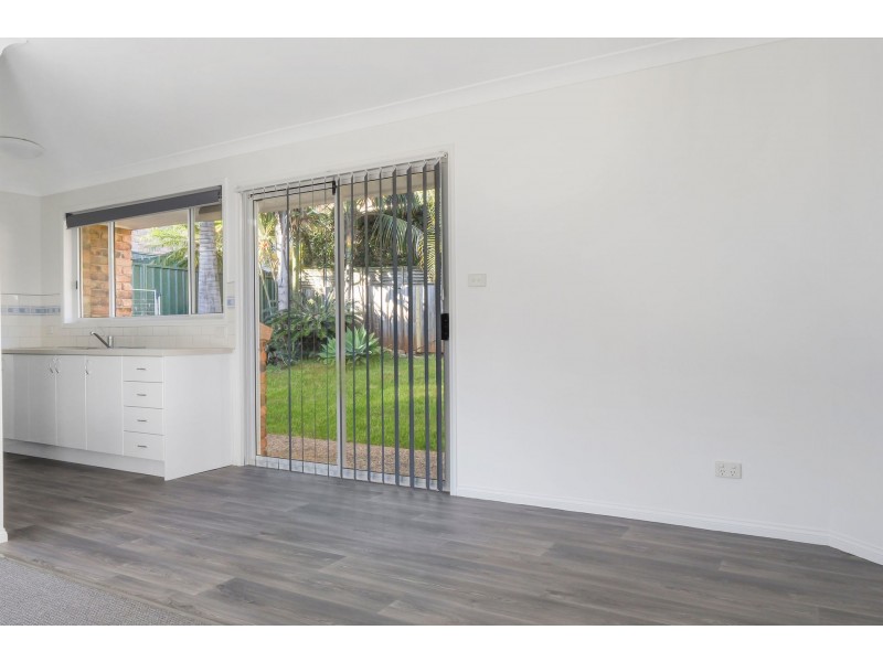82 Burrawong Drive, Port Macquarie NSW 2444