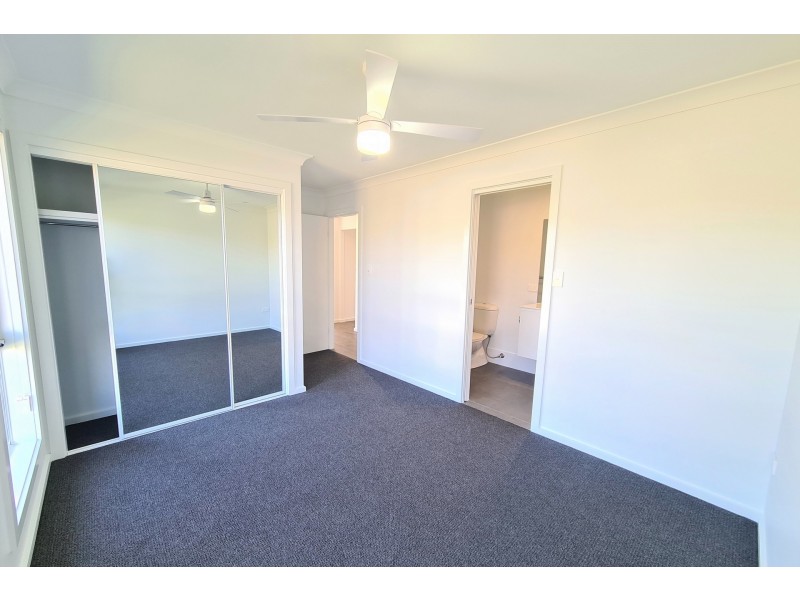 2 Wells Avenue, Thrumster NSW 2444