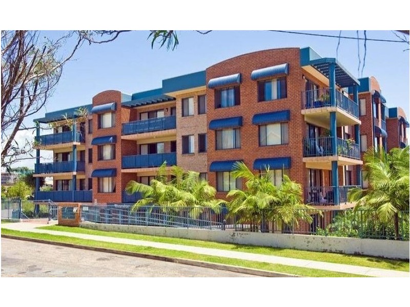 8/27-29 Waugh Street, Port Macquarie NSW 2444