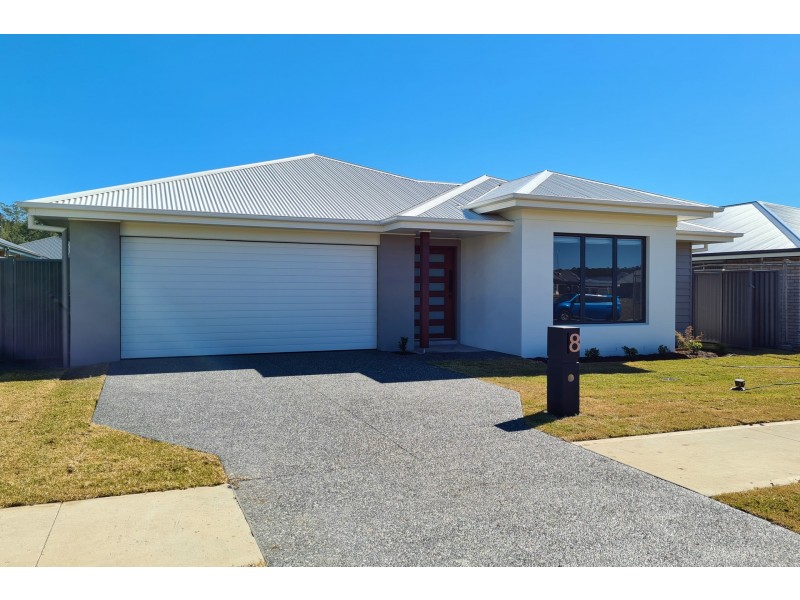 8 Murphy Street, Thrumster NSW 2444