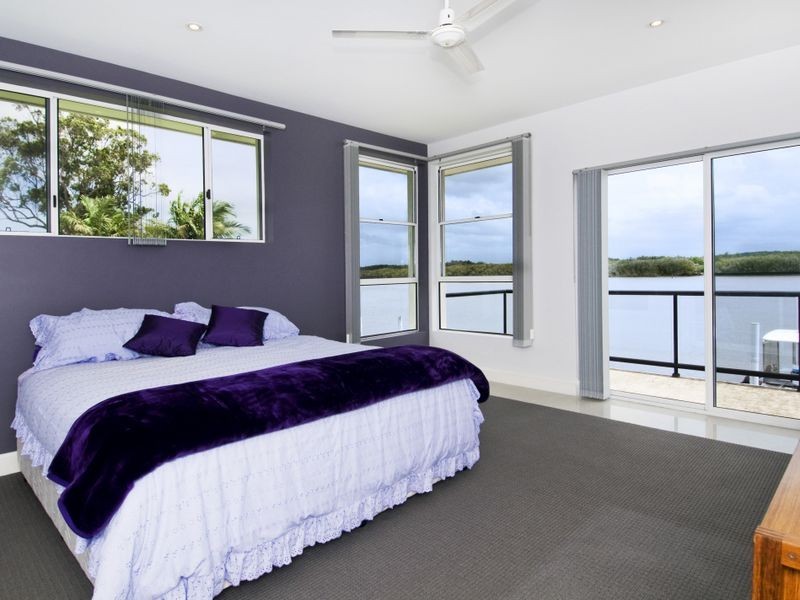 19 Riverside Drive, Port Macquarie NSW 2444