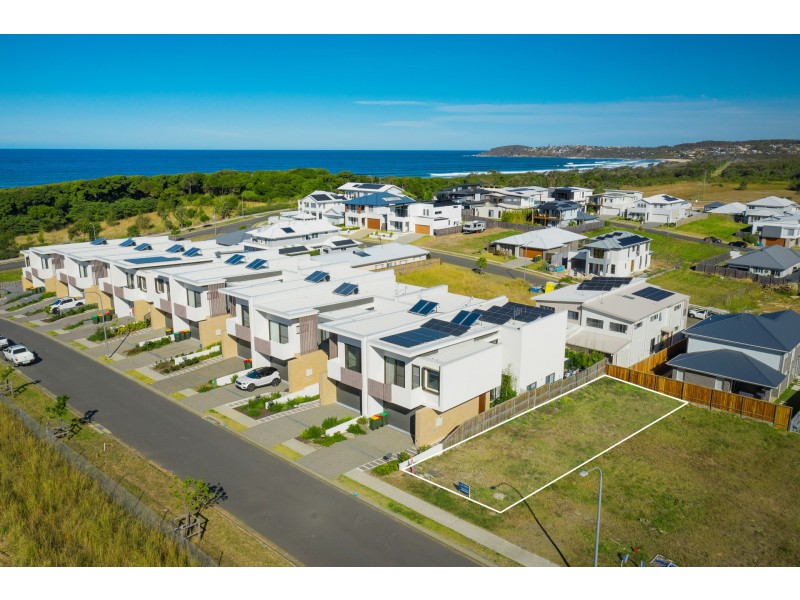 Lot 318/36 Whitewater Terrace, Lake Cathie NSW 2445