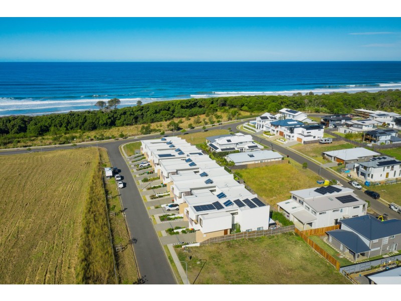 Lot 318/36 Whitewater Terrace, Lake Cathie NSW 2445