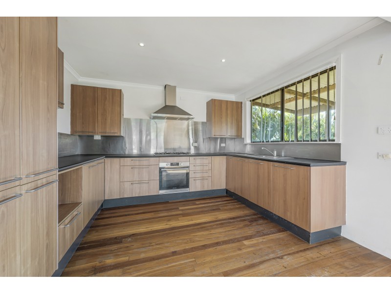1571 Ocean Drive, Lake Cathie NSW 2445