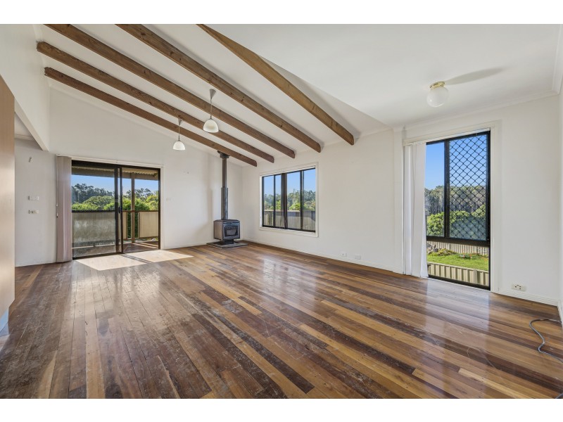 1571 Ocean Drive, Lake Cathie NSW 2445