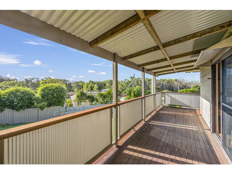 1571 Ocean Drive, Lake Cathie NSW 2445