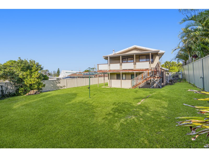 1571 Ocean Drive, Lake Cathie NSW 2445