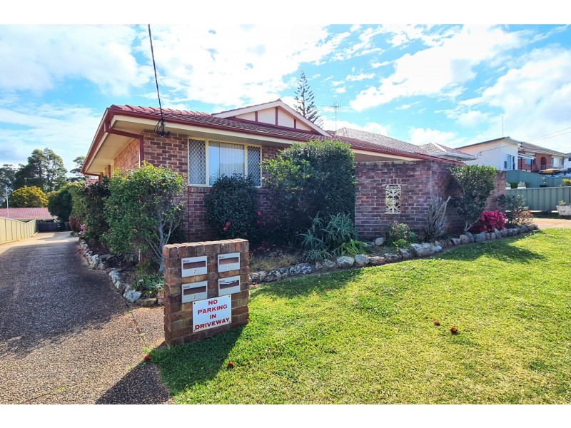 2/8 Hilltop Crescent, Port Macquarie NSW 2444