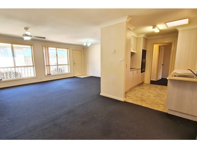 2/8 Hilltop Crescent, Port Macquarie NSW 2444