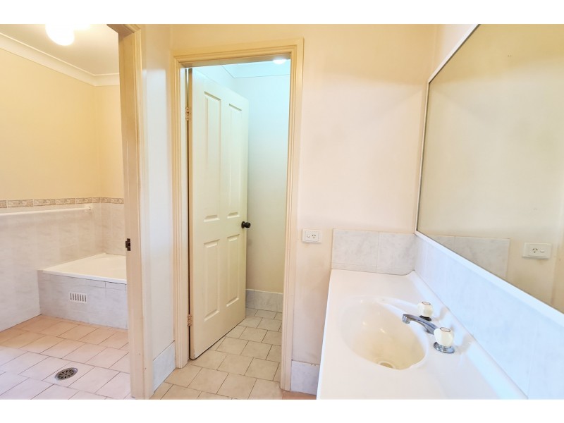 2/8 Hilltop Crescent, Port Macquarie NSW 2444