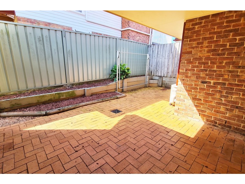 2/8 Hilltop Crescent, Port Macquarie NSW 2444