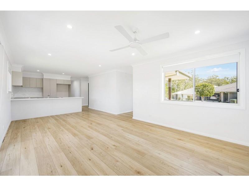 13 Leaders Way, Wauchope NSW 2446
