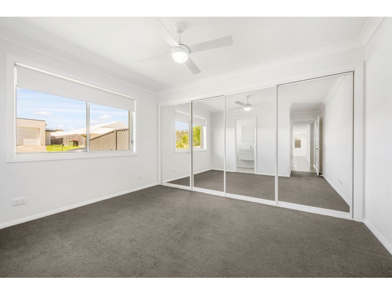 13 Leaders Way, Wauchope NSW 2446