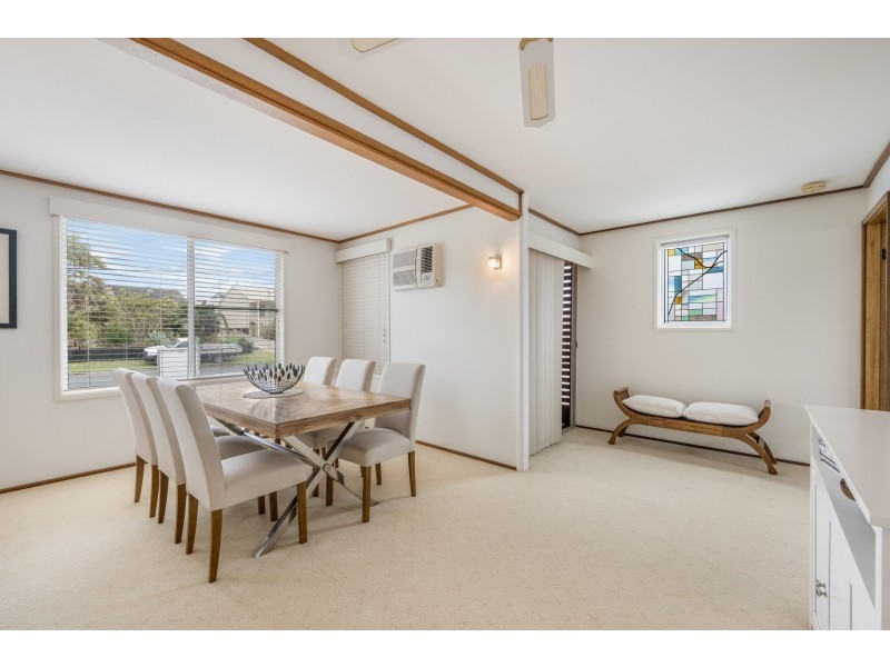 8 Cathie Circuit, Lake Cathie NSW 2445