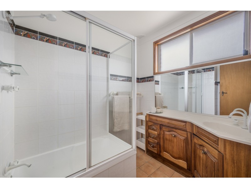 8 Cathie Circuit, Lake Cathie NSW 2445