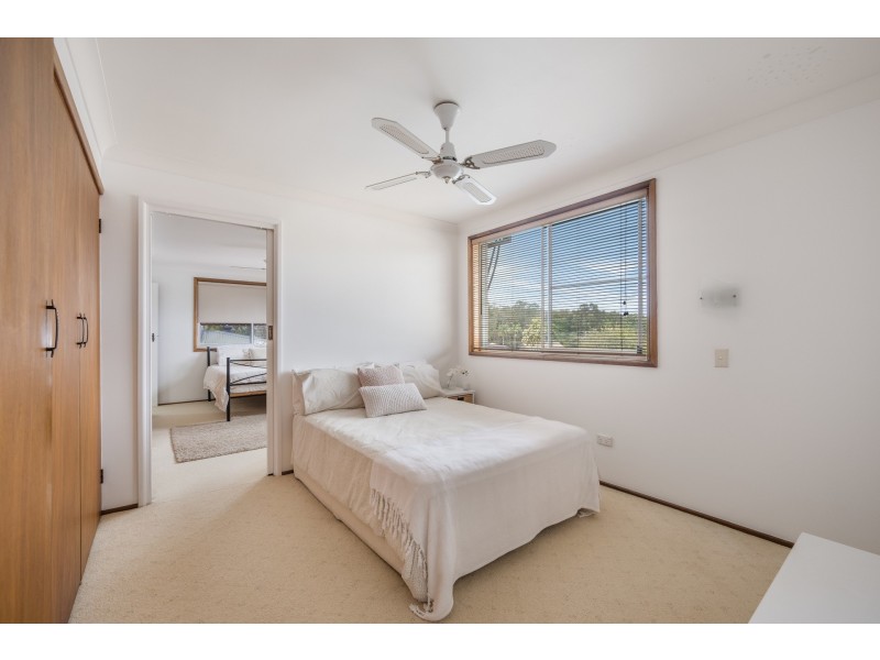 8 Cathie Circuit, Lake Cathie NSW 2445