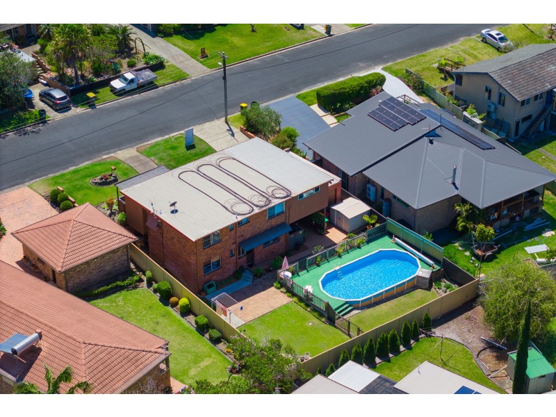 8 Cathie Circuit, Lake Cathie NSW 2445
