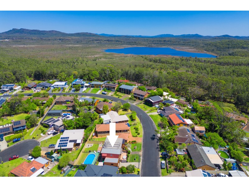 8 Cathie Circuit, Lake Cathie NSW 2445