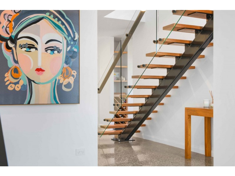 18 Waterside Way, Lake Cathie NSW 2445