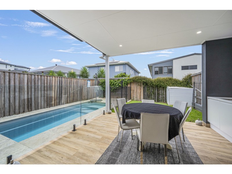 12B Marine Parade, Lake Cathie NSW 2445