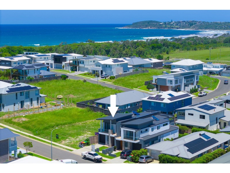 12B Marine Parade, Lake Cathie NSW 2445