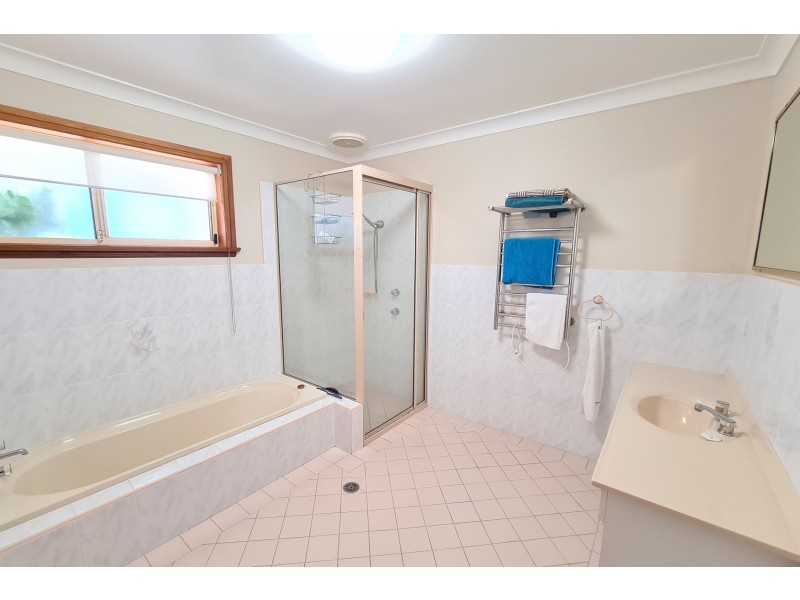 334 Crestwood Drive, Port Macquarie NSW 2444