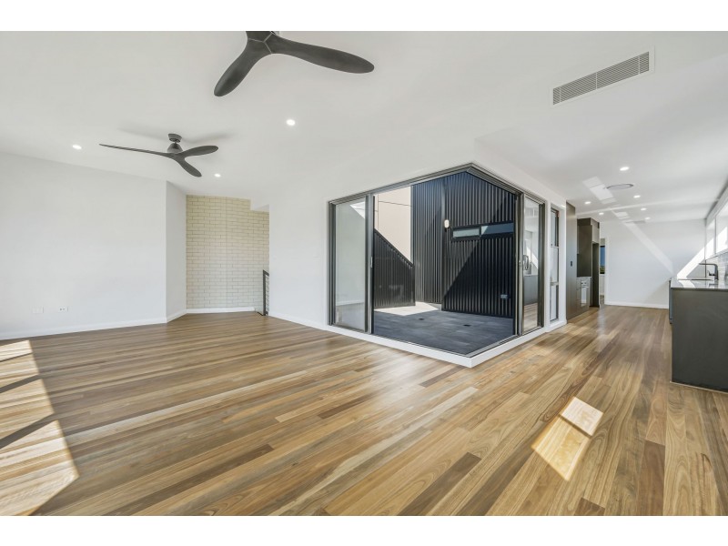 5C Bligh Place, Lake Cathie NSW 2445